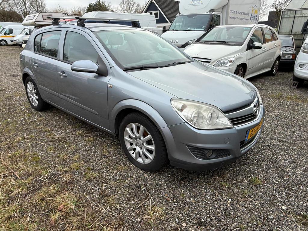 Opel Astra 1.6 Temptation CLIMA NAVIGATIE ZILVER 2008, Voorwielaandrijving, 15 km/l, Gebruikt, 4 cilinders
