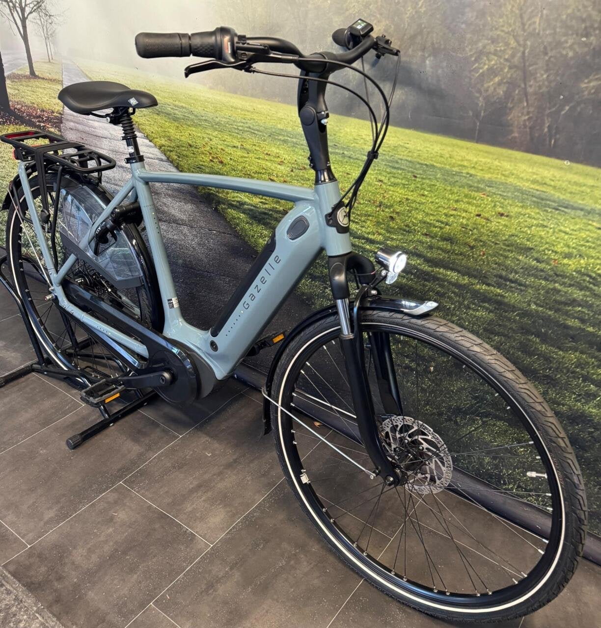 Foto 3 van Gazelle Grenoble C7+ €800 korting – NU €2499 | OP=OP