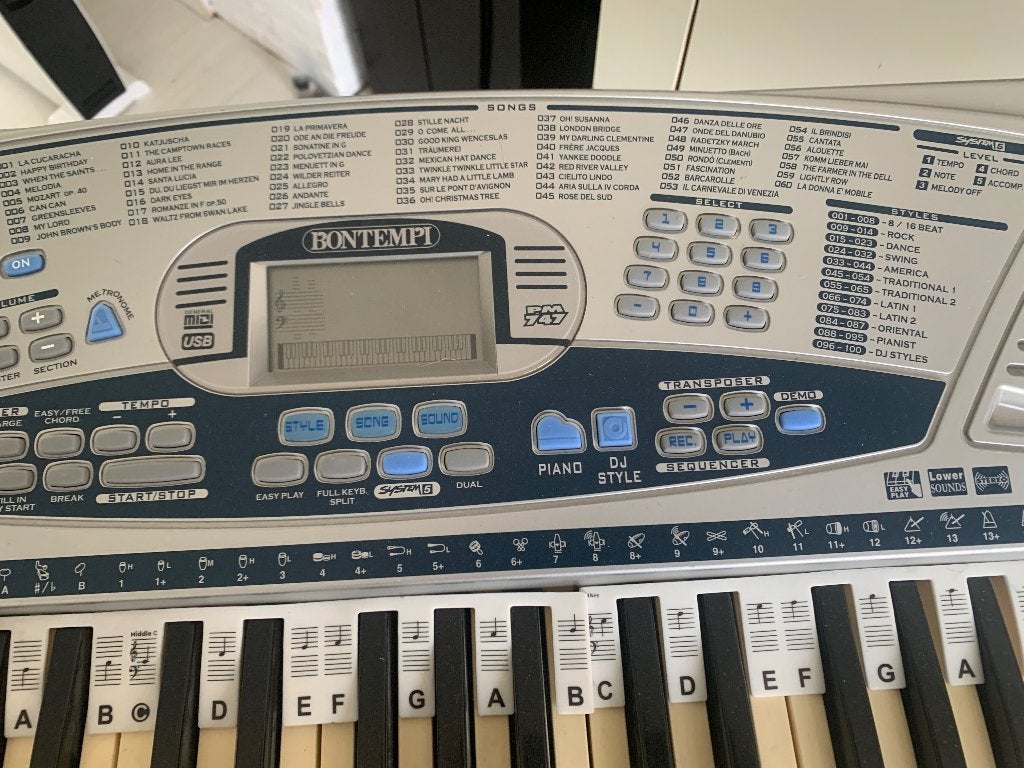 Bontempi PM 747 Keyboard met 61 toetsen en MIDI-aansluiting, Ophalen, Gebruikt, 61 toetsen, Overige merken