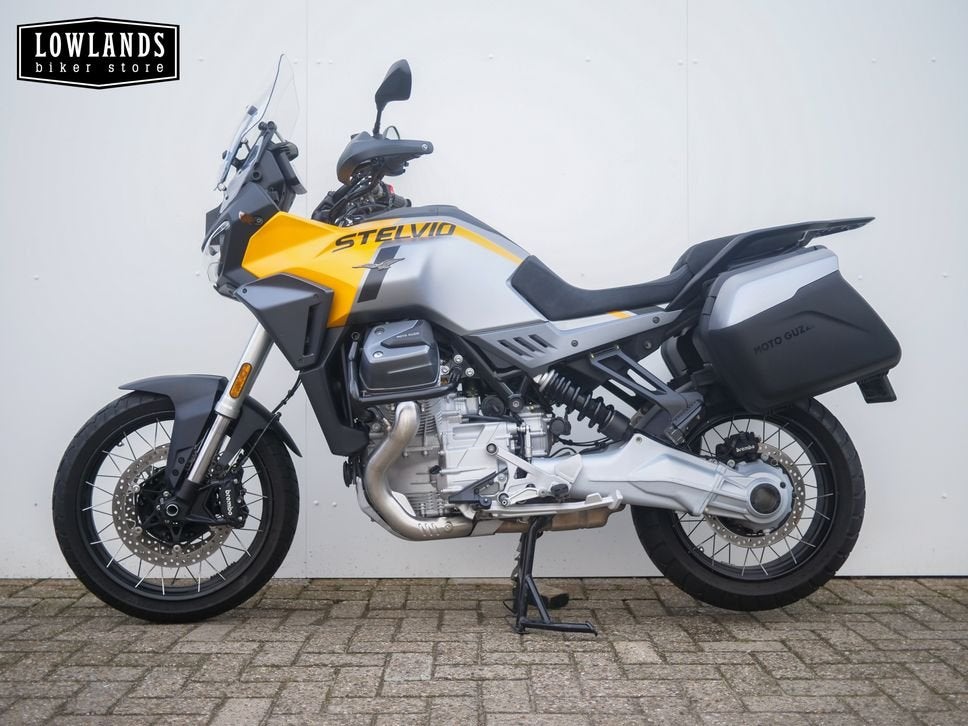 MOTO GUZZI STELVIO PFF (A.R.A.S.) (bj 2024), Motoren, 2 cilinders, Motorrijbewijs A, Bedrijf, Onbekend