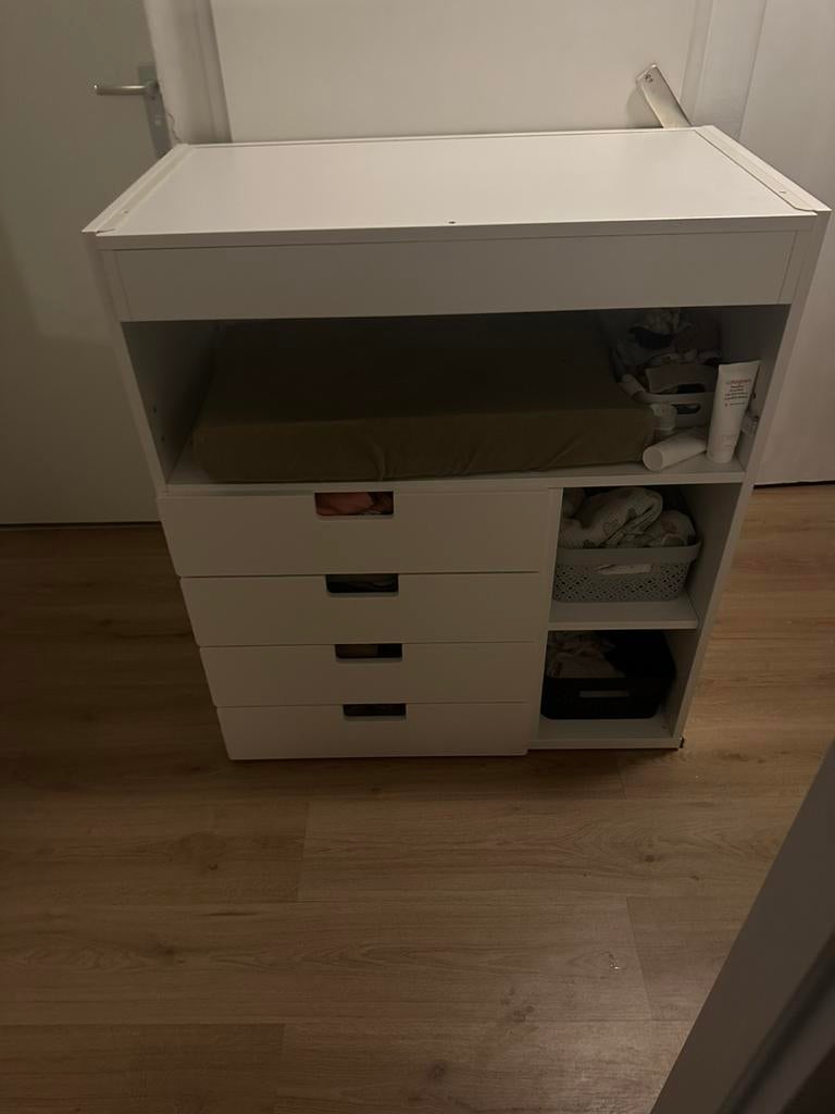 Commode, Huis en Inrichting, Kasten | Ladekasten, 100 tot 150 cm, Ophalen of Verzenden, Zo goed als nieuw, 3 of 4 laden