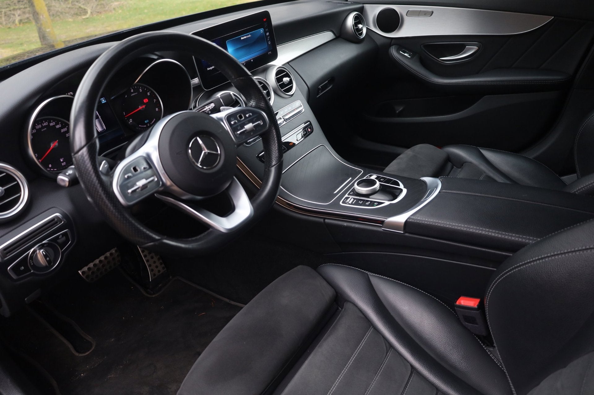 Mercedes-Benz C-klasse Estate 200 Business Solution AMG Aut., Auto's, Mercedes-Benz, 4 cilinders, Blauw, 1465 kg, Origineel Nederlands