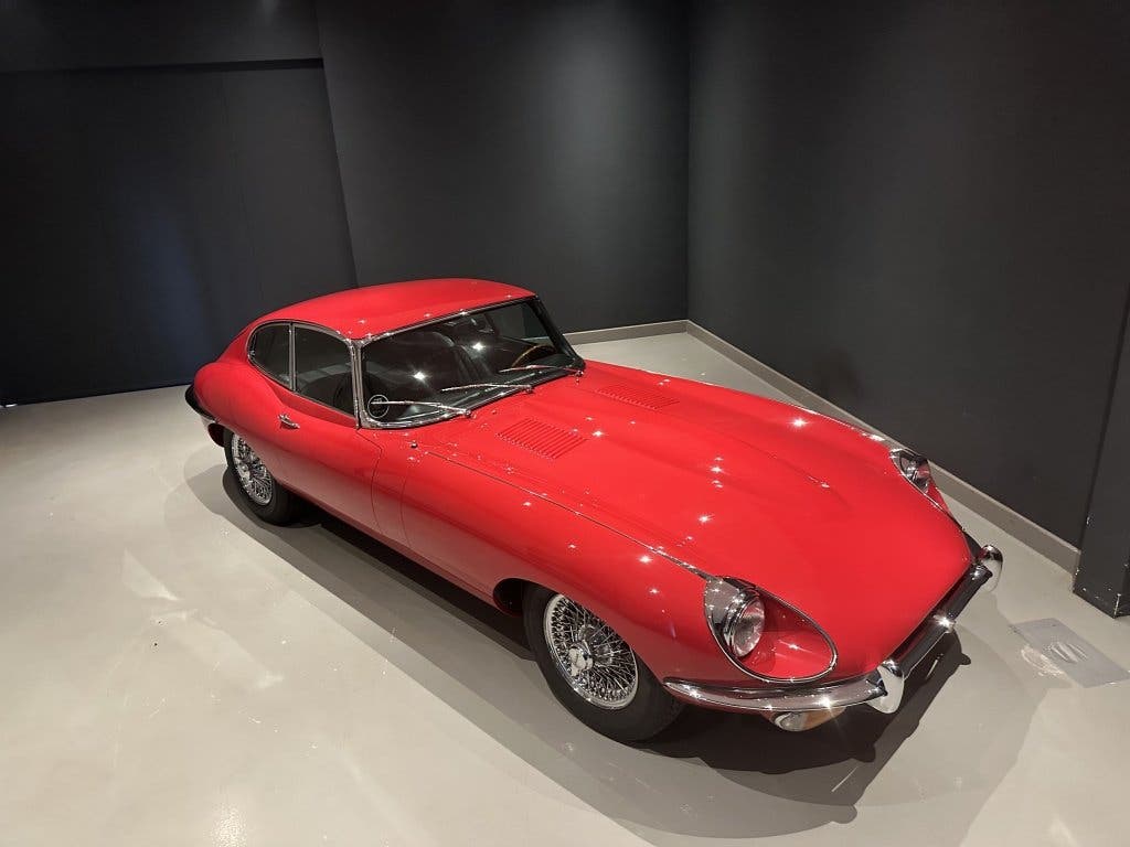 Jaguar E-Type Serie 2 Coupé 4,2 (bj 1970), foto 12