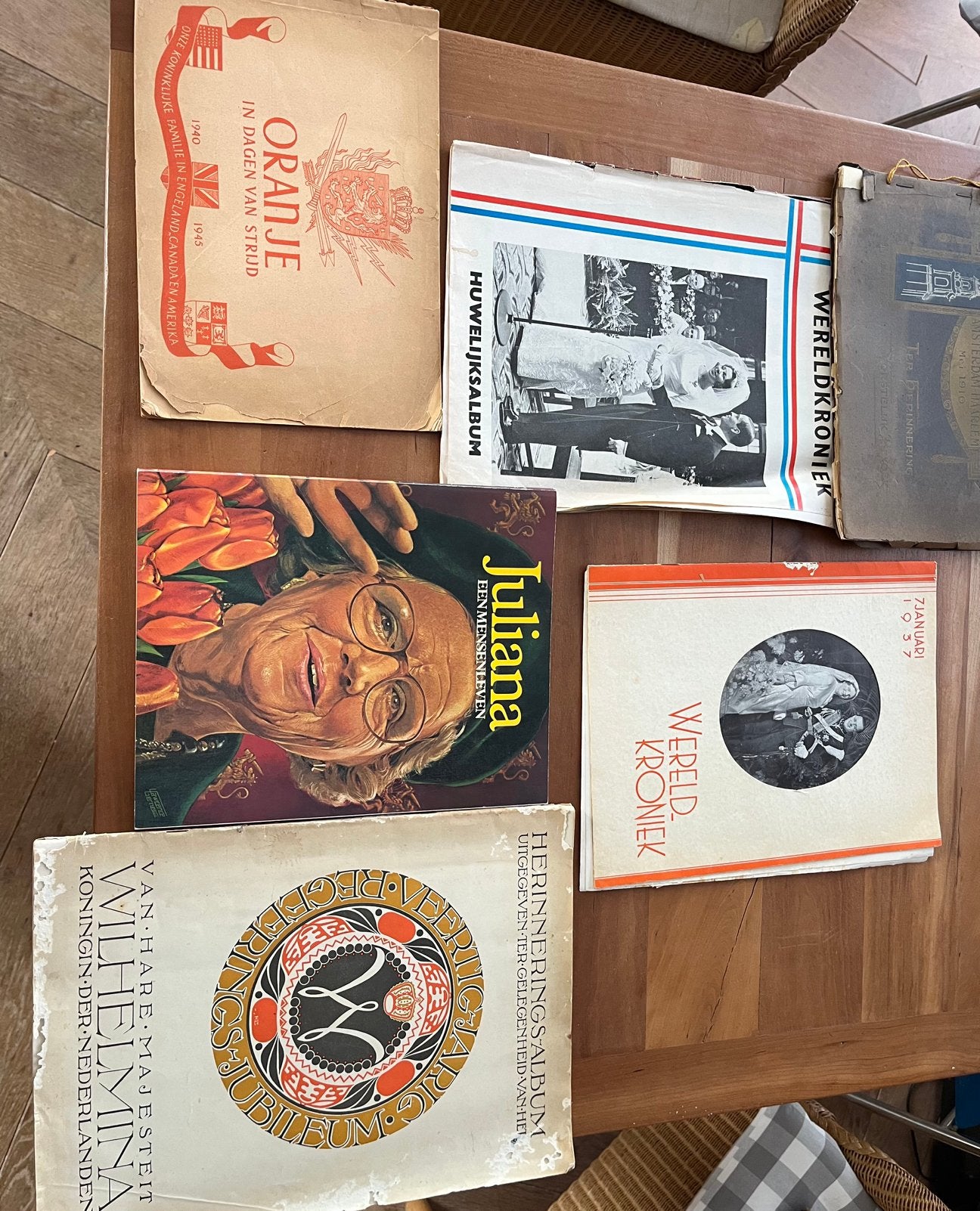 Historische verzameling koningklijkhuis., Ophalen, Gelezen
