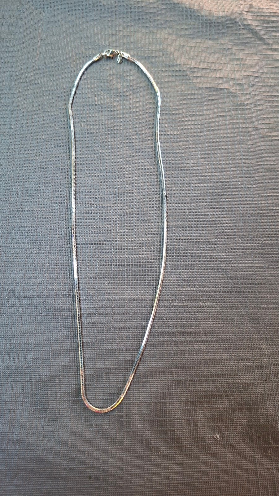 Monet zilverkleurige ketting - 30 cm, Ophalen of Verzenden, Zo goed als nieuw, Zilver, Overige materialen