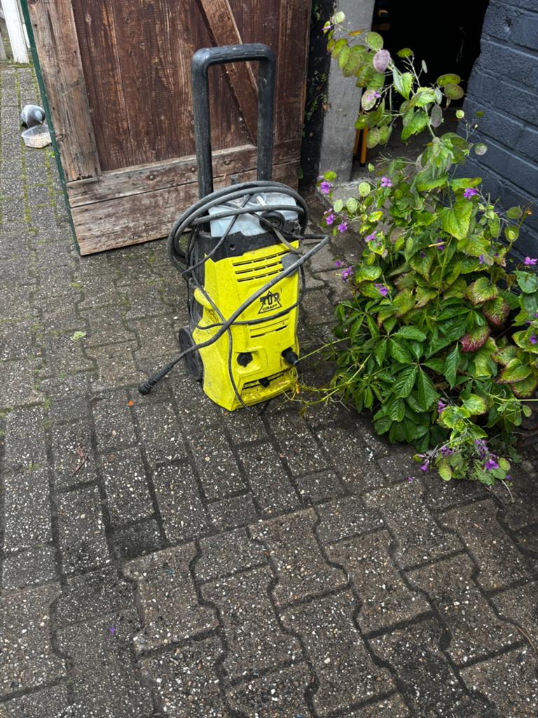 Krachtige hogedrukreiniger - Ideaal voor buitenwerk, Ophalen, Gebruikt, Elektrisch