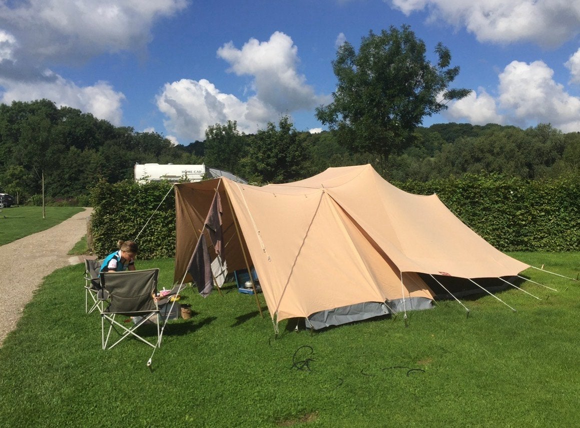 De Waard Goudplevier: Veelzijdige tent voor elk avontuur, Ophalen, Zo goed als nieuw, Tot en met 3