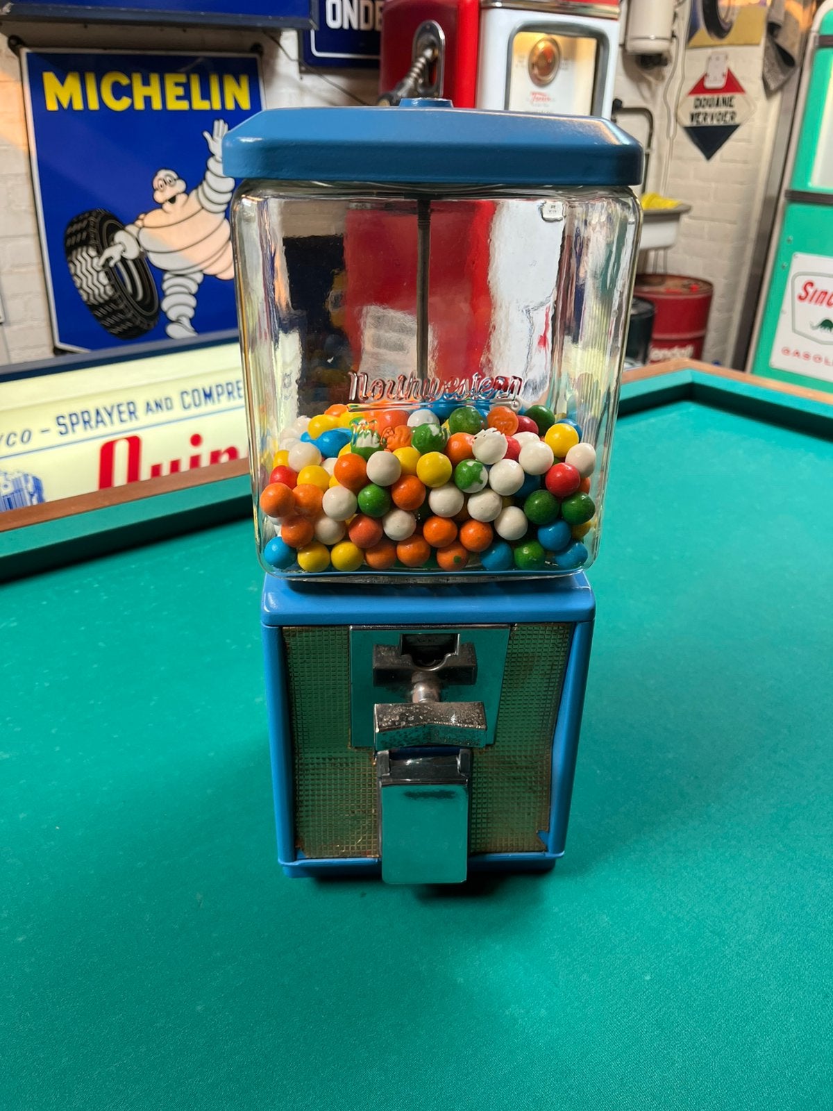 Kauwgomballen automaat usa, Ophalen, Zo goed als nieuw