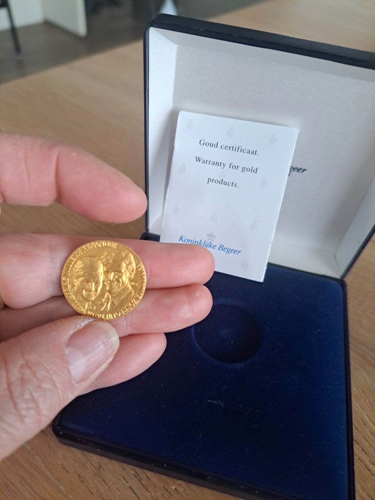 Gouden huwelijksmunt van Koning Willem-Alexander en Máxima, Ophalen of Verzenden, Losse munt, Geboorte of Huwelijk