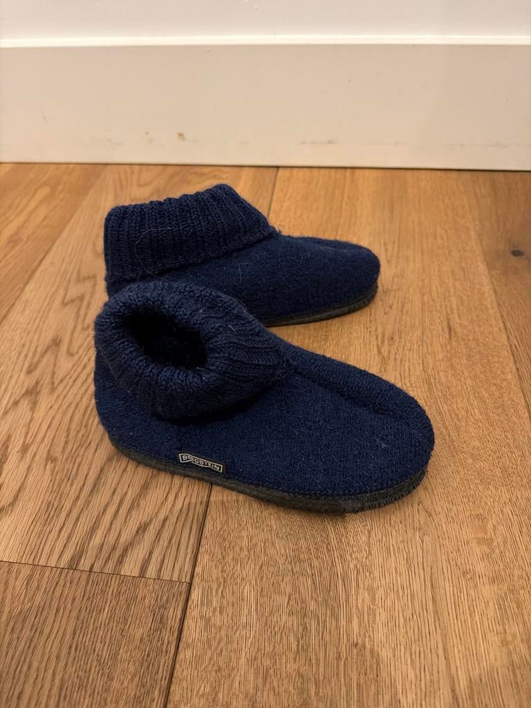Bergstein Kinder Sloffen Maat 29 Donkerblauw, Kinderen en Baby's, Kinderkleding | Schoenen en Sokken, Ophalen of Verzenden, Gebruikt