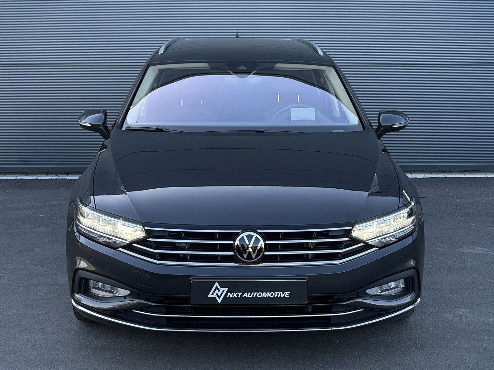 Volkswagen Passat Variant 1.5 TSI Business, Pilot assist, AC, 730 kg, 4 cilinders, 150 pk, 1600 kg