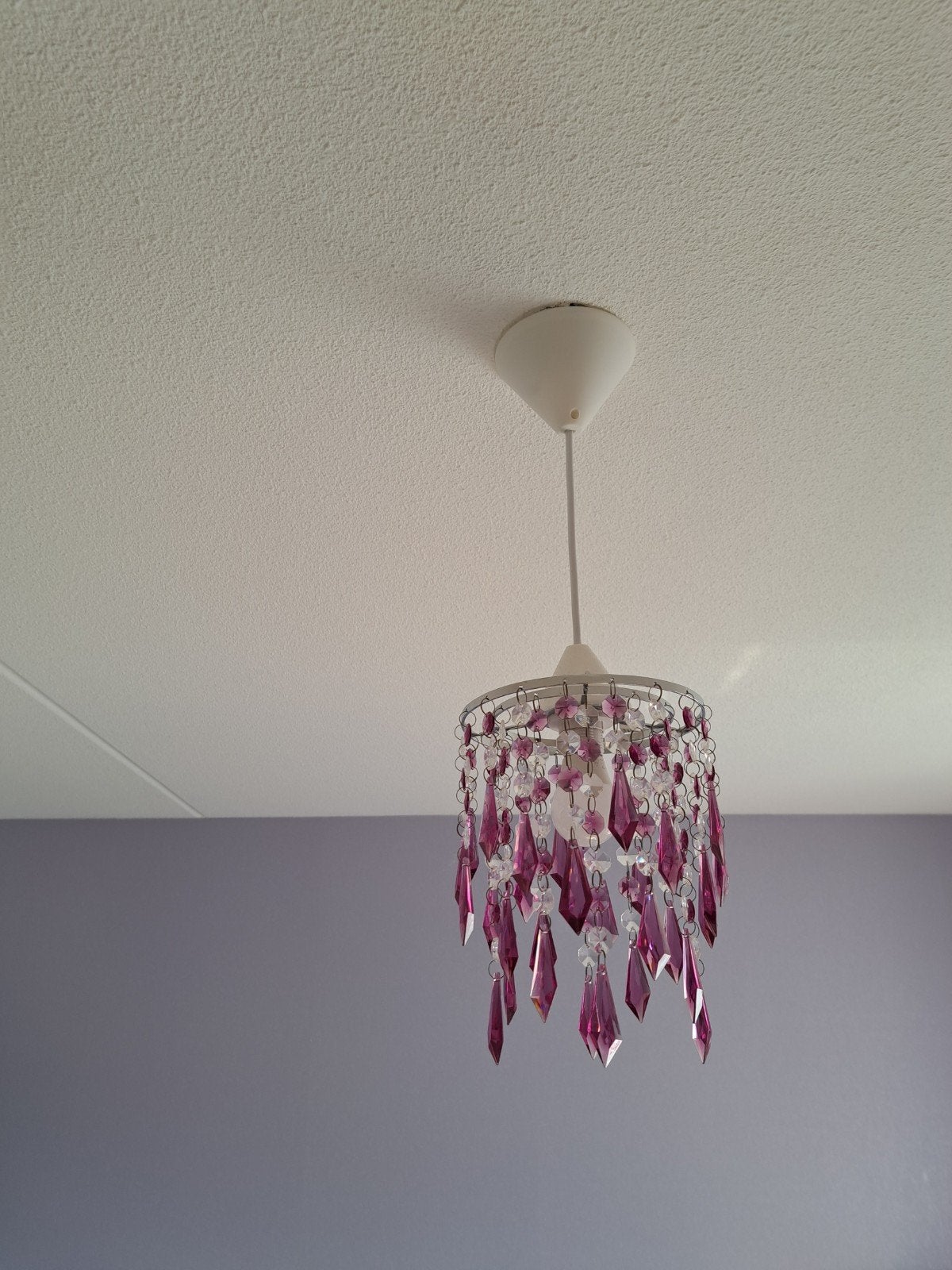Kroonluchter klein kinderkamer lamp rose/paars, Roze, Ophalen of Verzenden, Zo goed als nieuw, Lamp