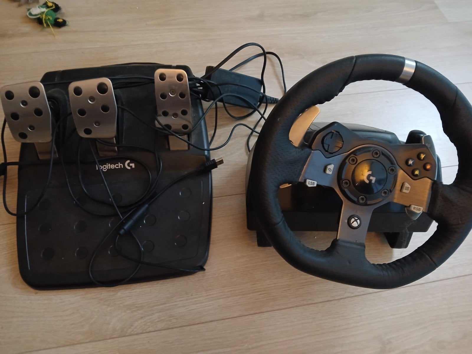 logitech xbox/pc racestuur., Ophalen, Zo goed als nieuw, Logitech