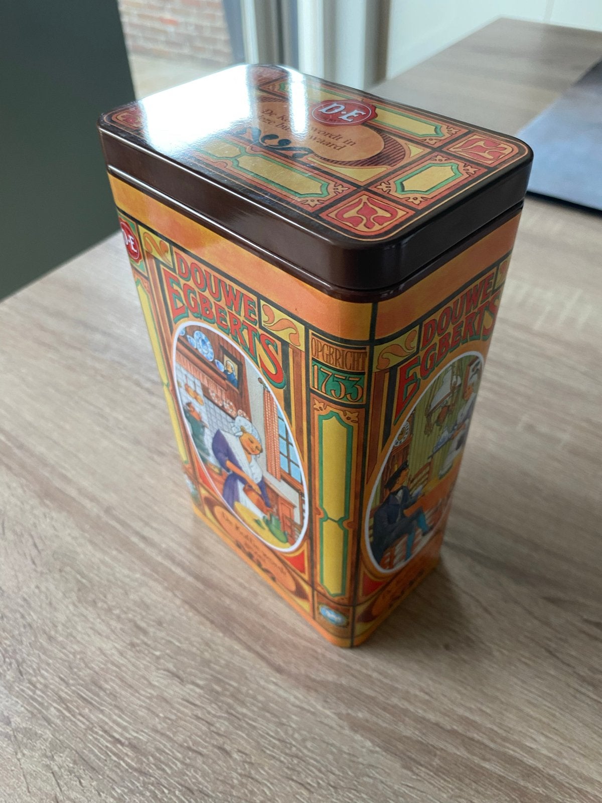 Douwe Egberts bewaarblik - Vintage koffiebus, Verzamelen, Blikken, Ophalen of Verzenden, Zo goed als nieuw, Koffie, Douwe Egberts