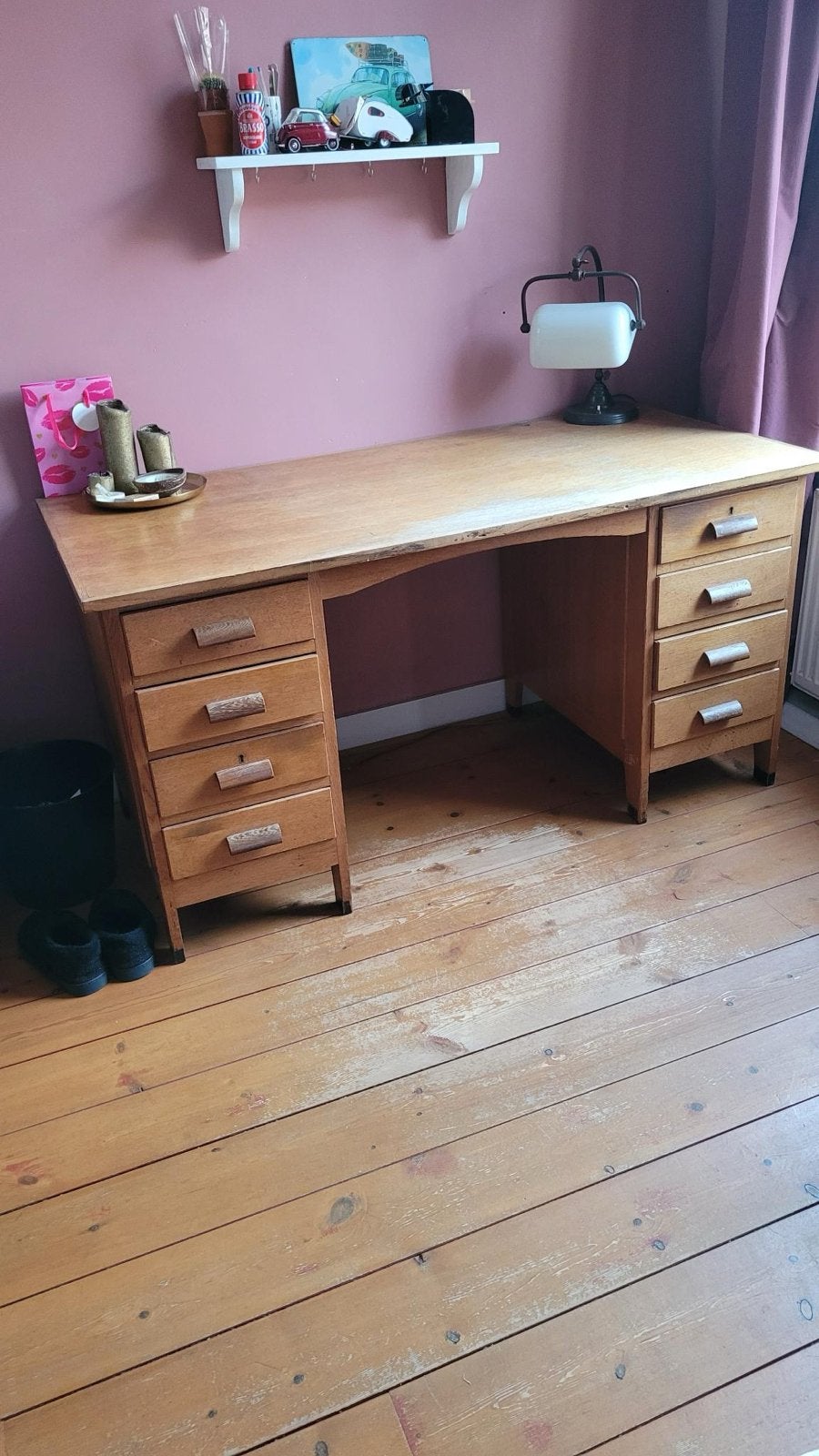 Vintage houten bureau met lades - Gebruikt, Huis en Inrichting, Bureaus, Ophalen, Overige typen, Gebruikt, Overige merken