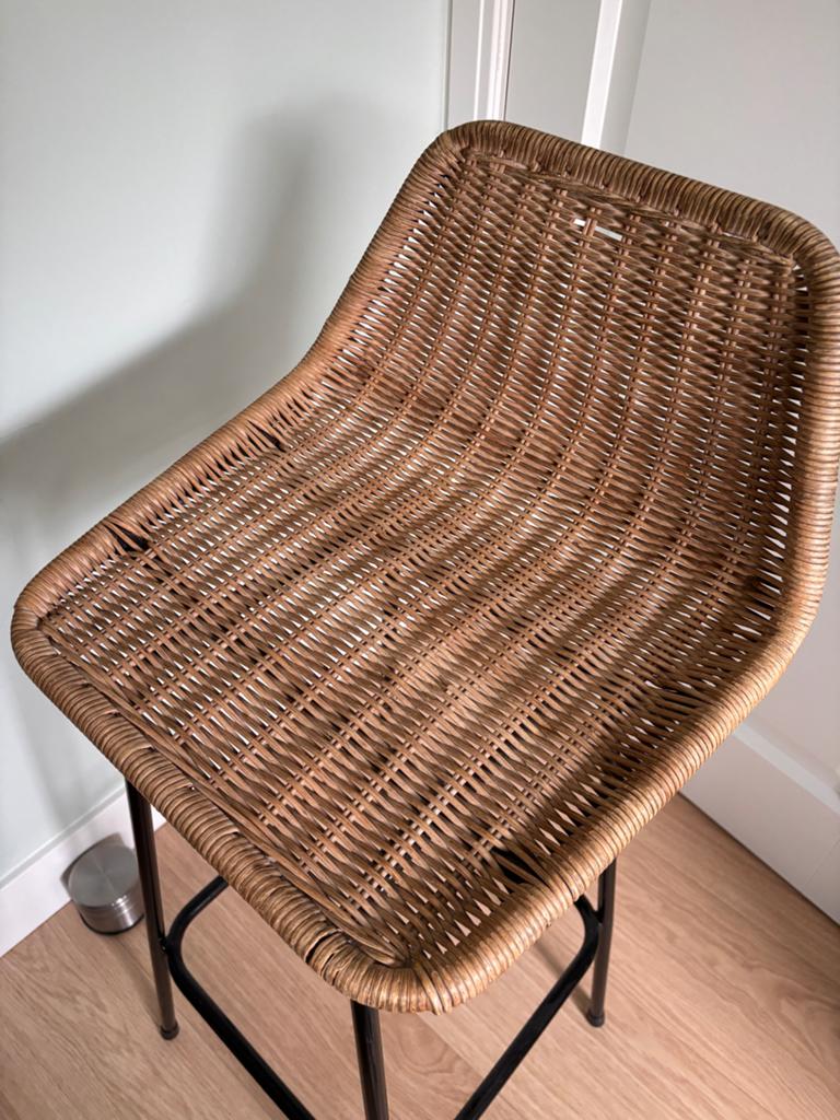 Barkruk met rotan zitting, Huis en Inrichting, Barkrukken, 1 kruk, Ophalen, 60 tot 90 cm