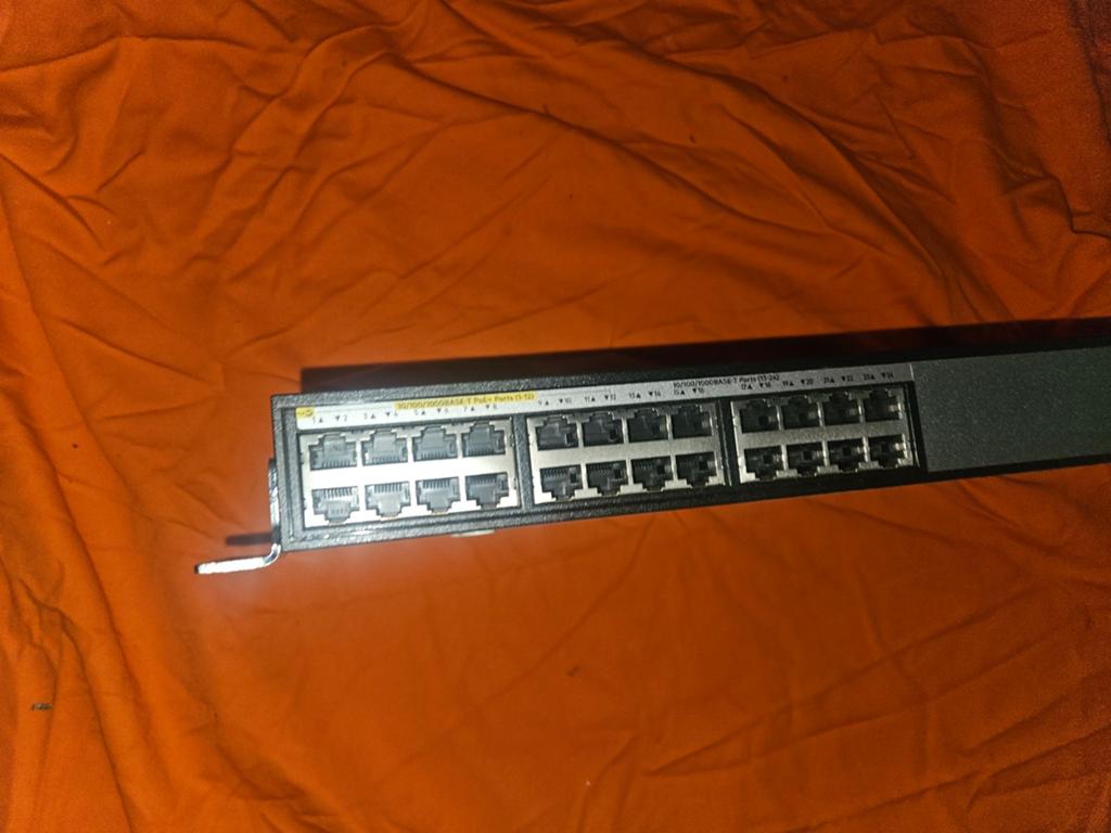 HPE 1420 24G PoE+ (124W) Switch - J019A, Computers en Software, Overige Computers en Software, Ophalen of Verzenden