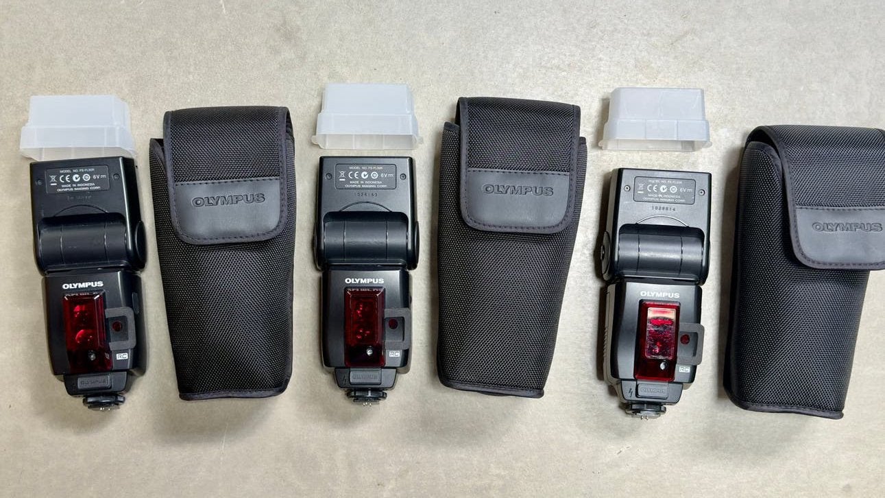 3x Olympus fl50-r flitser, Externe flitser, Ophalen of Verzenden, Zo goed als nieuw, Olympus