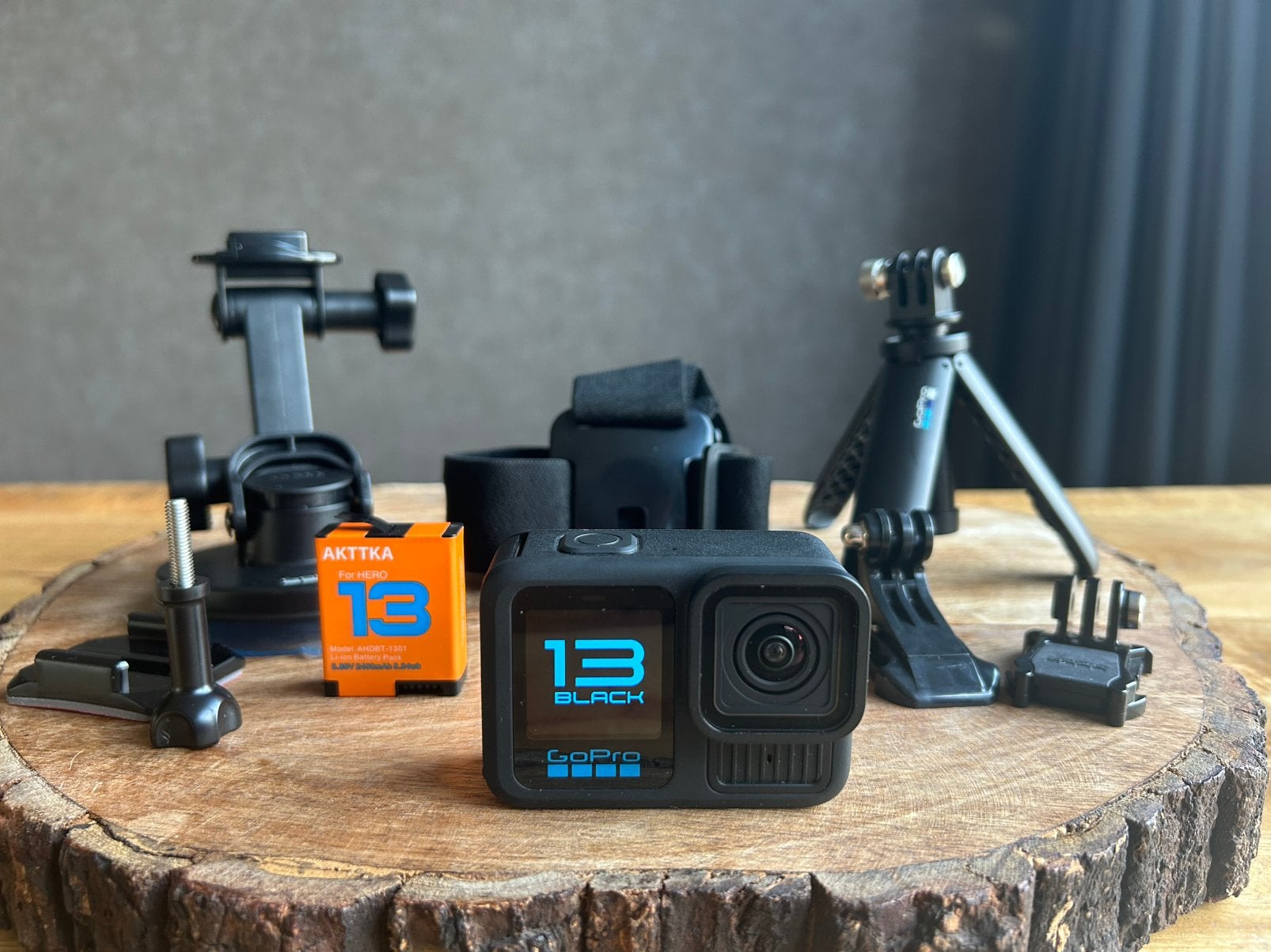 Gopro hero 13 black met accessoires., Ophalen of Verzenden, Zo goed als nieuw, GoPro