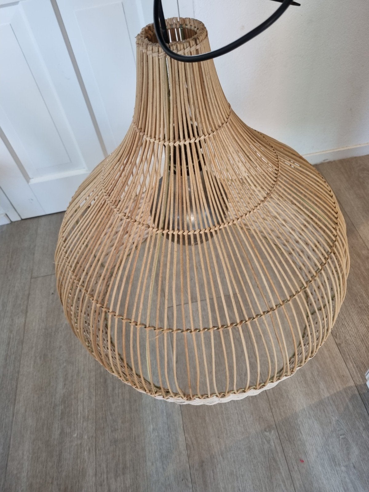 Rotan hanglamp - Boheemse stijl, Huis en Inrichting, Lampen | Hanglampen, Ophalen, Natuurlijk materiaal, E27 (groot), Zo goed als nieuw