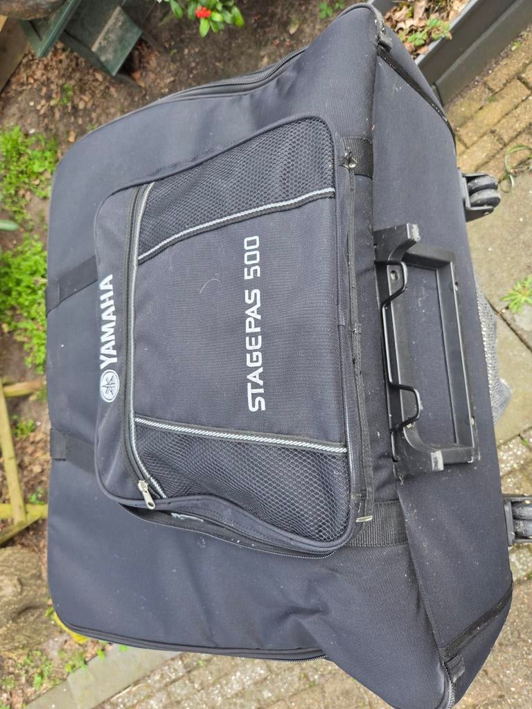 Yamaha Stagepas Trolley 500 - Zo goed als nieuw, Muziek en Instrumenten, Ophalen, Zo goed als nieuw, Speaker of Versterker