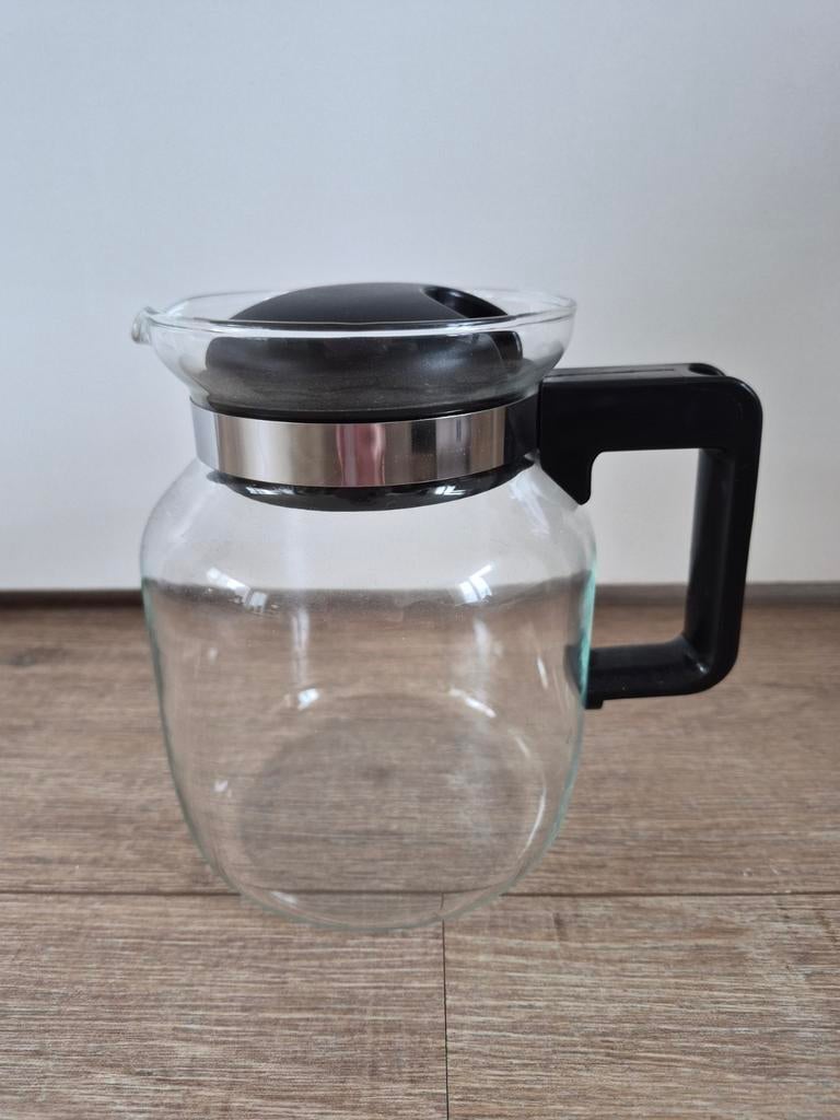 Glazen theepot met zwarte deksel, Glas, Zo goed als nieuw, Zwart, Ophalen