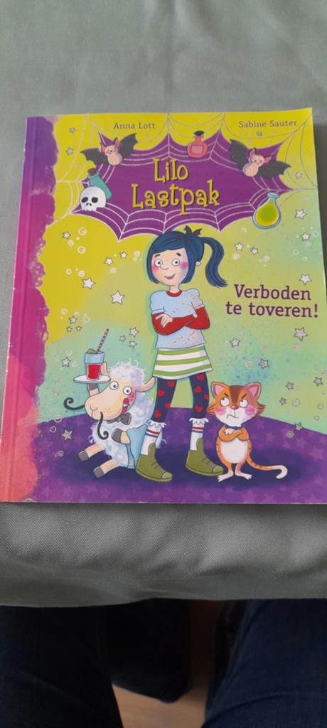 Zgan Lilo Lastpak Verboden te toveren leesboek, Boeken, Kinderboeken | Jeugd | onder 10 jaar, Ophalen of Verzenden, Zo goed als nieuw