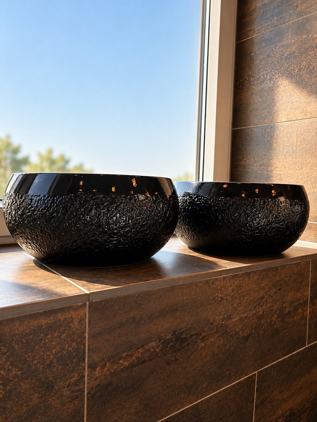Set van 2 decoratieve schalen/potten, Ophalen, Met patroon/structuur, Zwart, Zo goed als nieuw