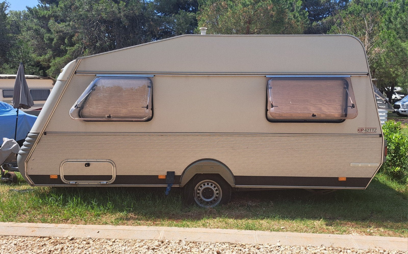 Kip Greyline 42TTZ (1994) incl. complete inboedel, Caravans en Kamperen, Kip, Particulier, Tot en met 4, Treinzit