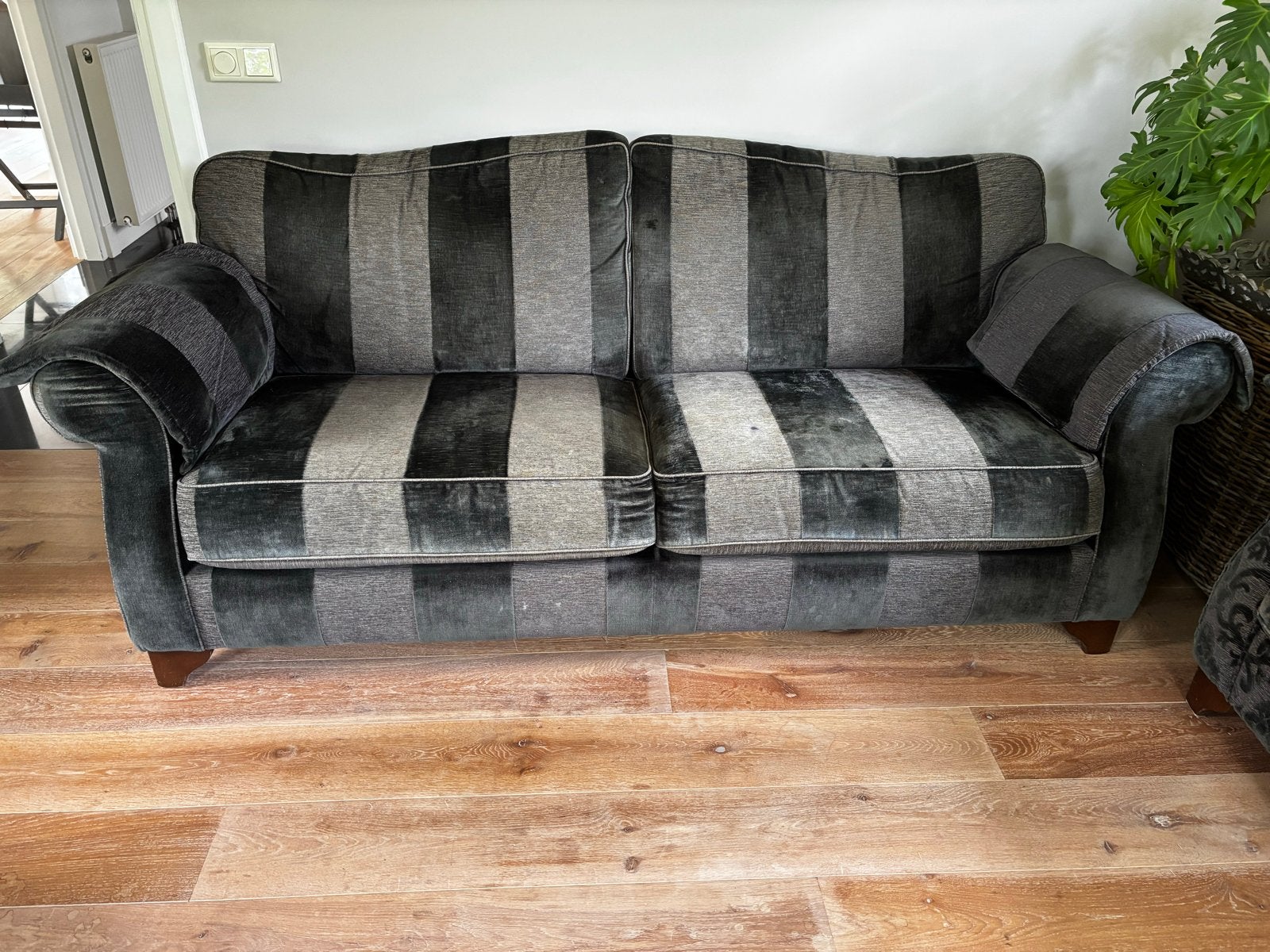 Comfortabele Richard James banken - Ideaal voor herbekleding, Huis en Inrichting, Ophalen, Gebruikt, Driepersoons, 75 tot 100 cm