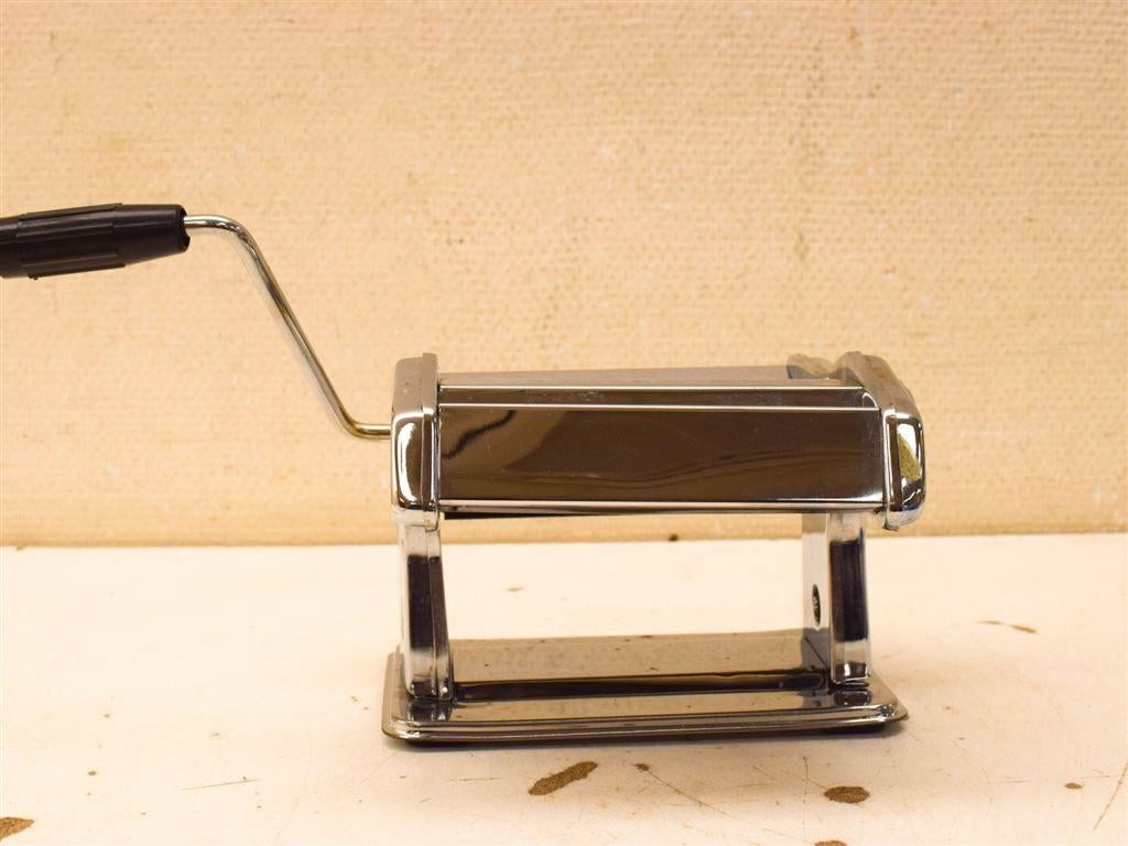 Pasta Machine 51388, Huis en Inrichting, Keuken | Keukenbenodigdheden, Ophalen of Verzenden, Gebruikt