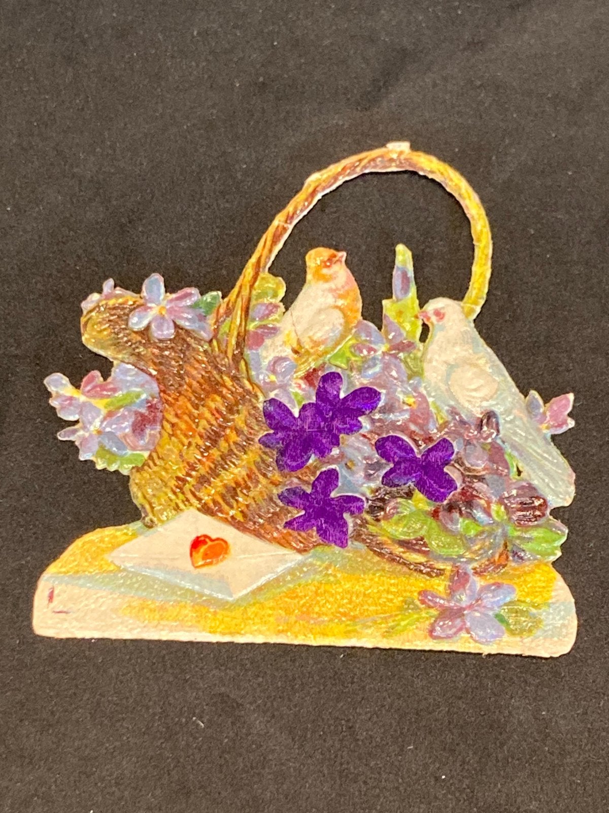 Antiek poezie met zijde, bloemenmandje met duiven (150926), Verzamelen, Ophalen of Verzenden