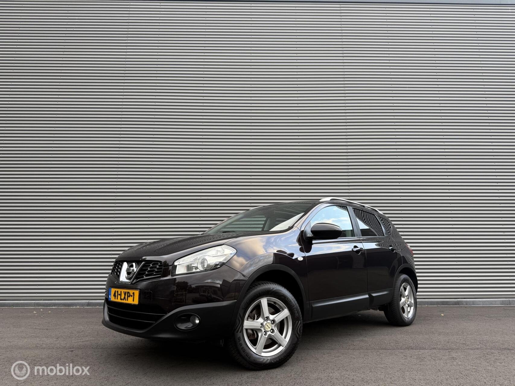 Nissan Qashqai 2.0 Connect Edition | Trekhaak | Pano | Clima, Gebruikt, Origineel Nederlands, Bedrijf, Handgeschakeld