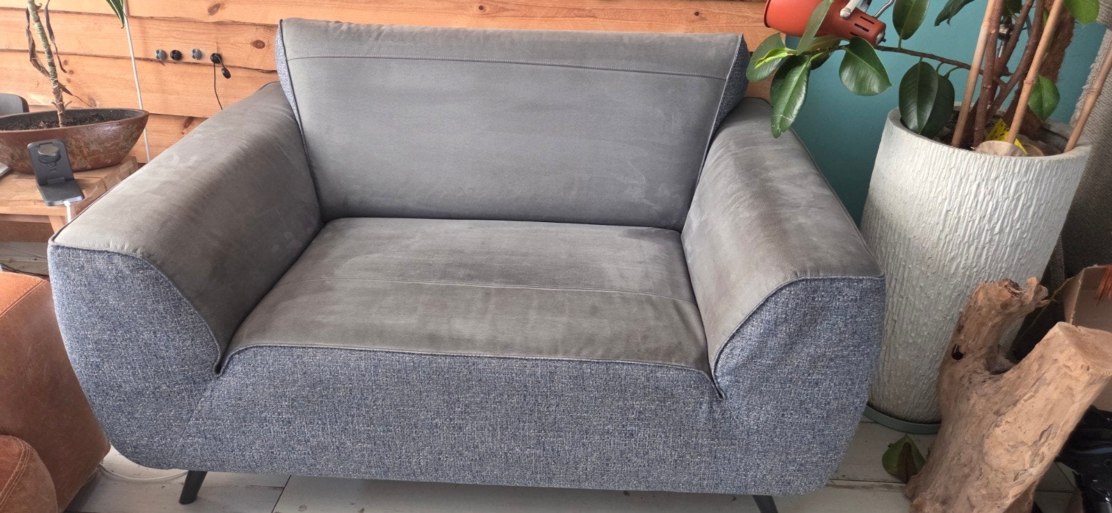 Comfortabele grijze loveseat(1,5zit), Huis en Inrichting, Ophalen, Gebruikt, Tweepersoons, 75 tot 100 cm