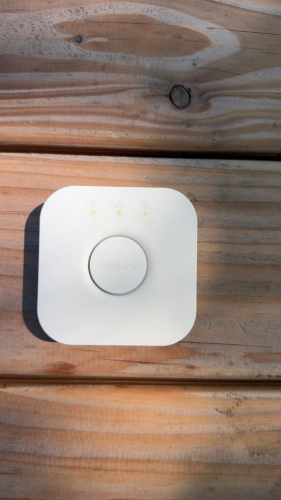 Philips Hue Bridge model 3241312018 met adapter, Ophalen of Verzenden, Gebruikt