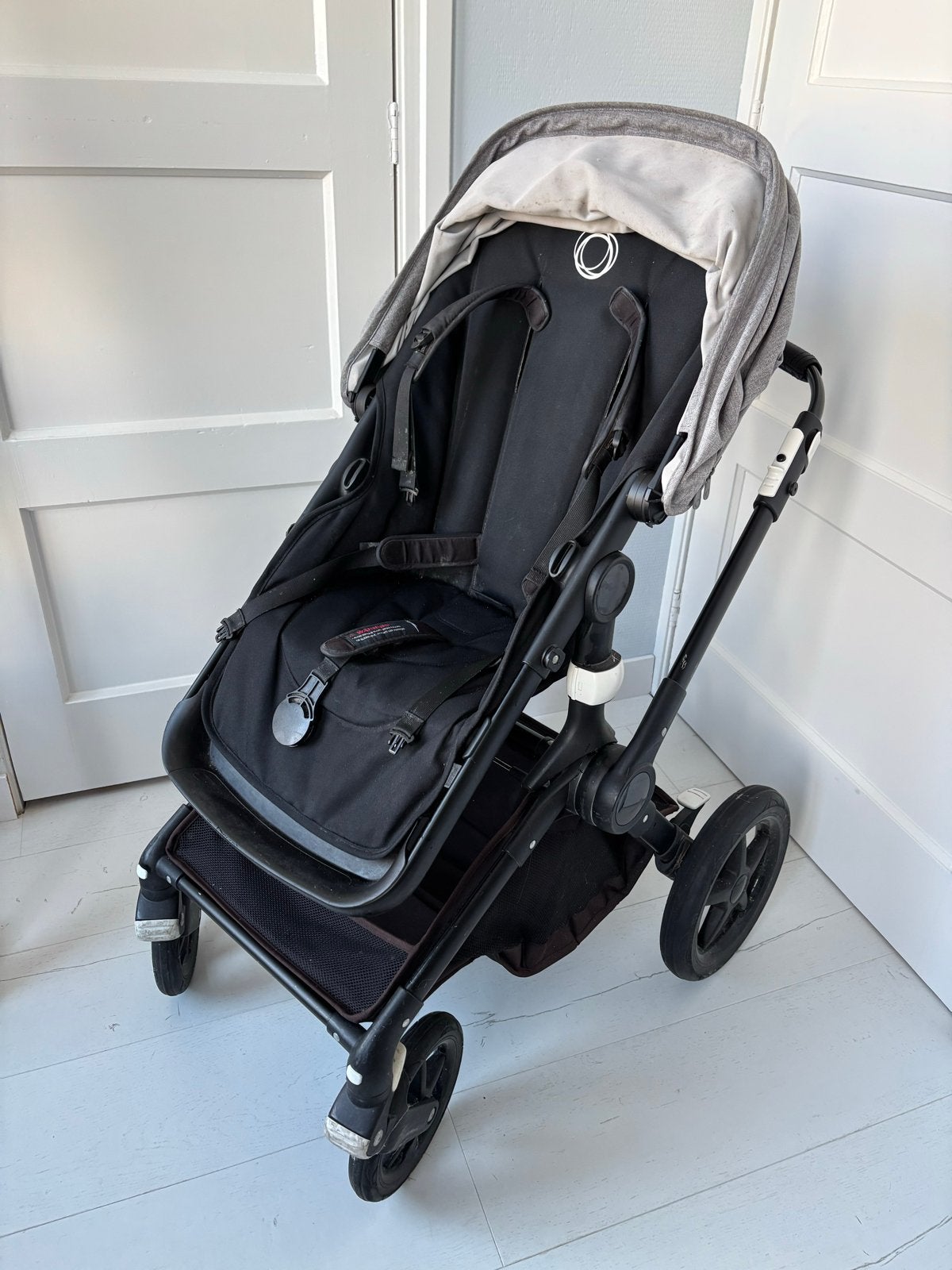 Bugaboo Fox - Zwarte editie, grijze kap - Kinderwagen 2 in 1, Gebruikt, Bugaboo, Verstelbare duwstang, Ophalen