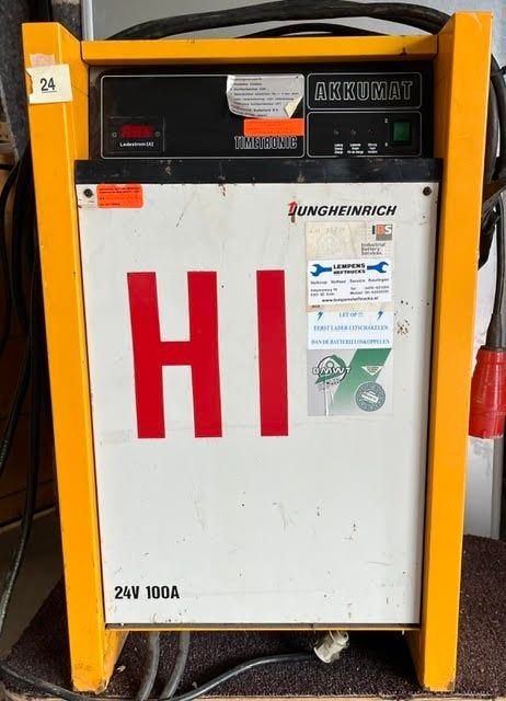 Jungheinrich Akkumat Timetronic Acculader 24V 100A, Ophalen, Gebruikt, Skcpmole@gmail.com, SKCP