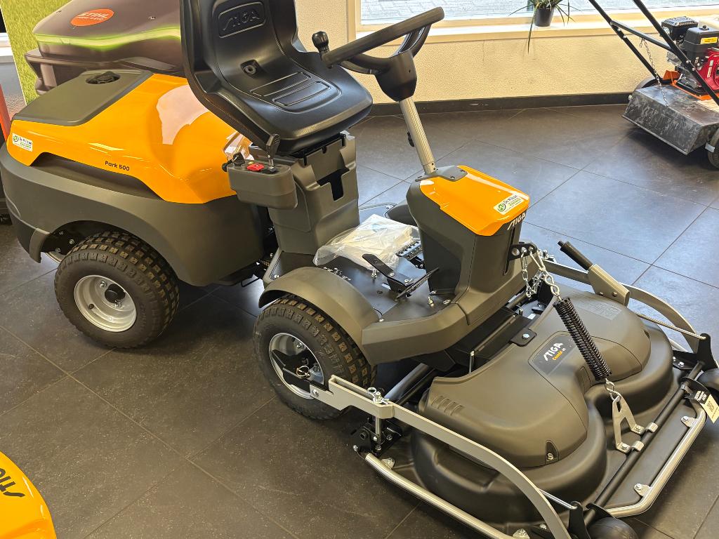 Aktie Zitmaaier Stiga frontmaaier park 500 inclusief maaidek, Ophalen, Nieuw, Stiga, 90 tot 120 cm