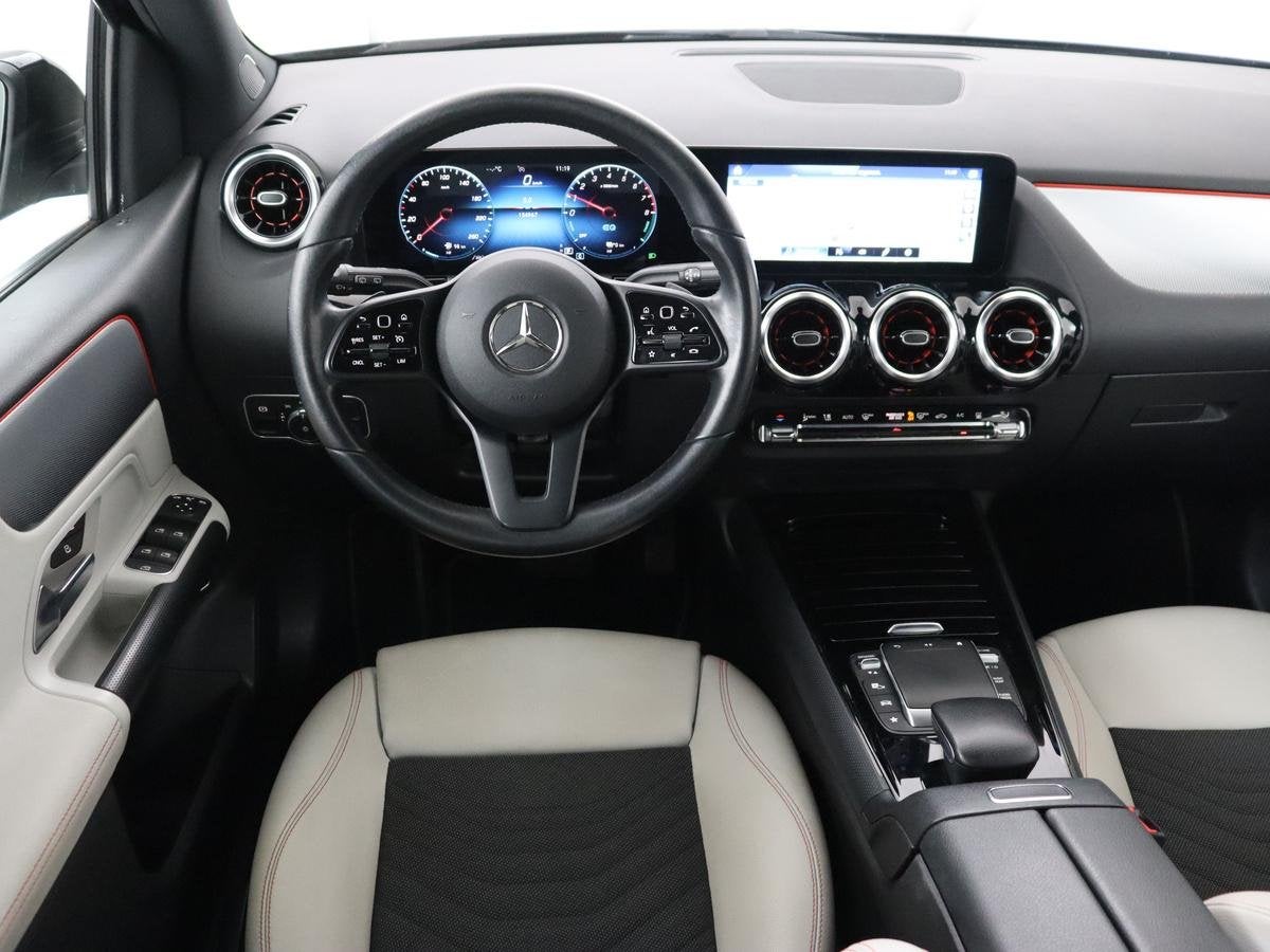 Mercedes-Benz B-klasse 250e Advantage | SOH 99% | Panoramada, Auto's, Gebruikt, 4 cilinders, 16 kWh, Zwart