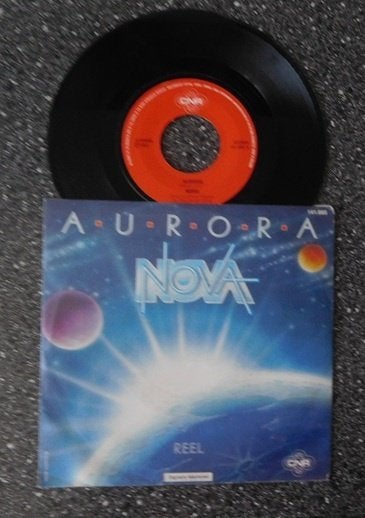 Nova - aurora (vanaf € 1,75), Ophalen of Verzenden, Zo goed als nieuw, 7 inch, Pop