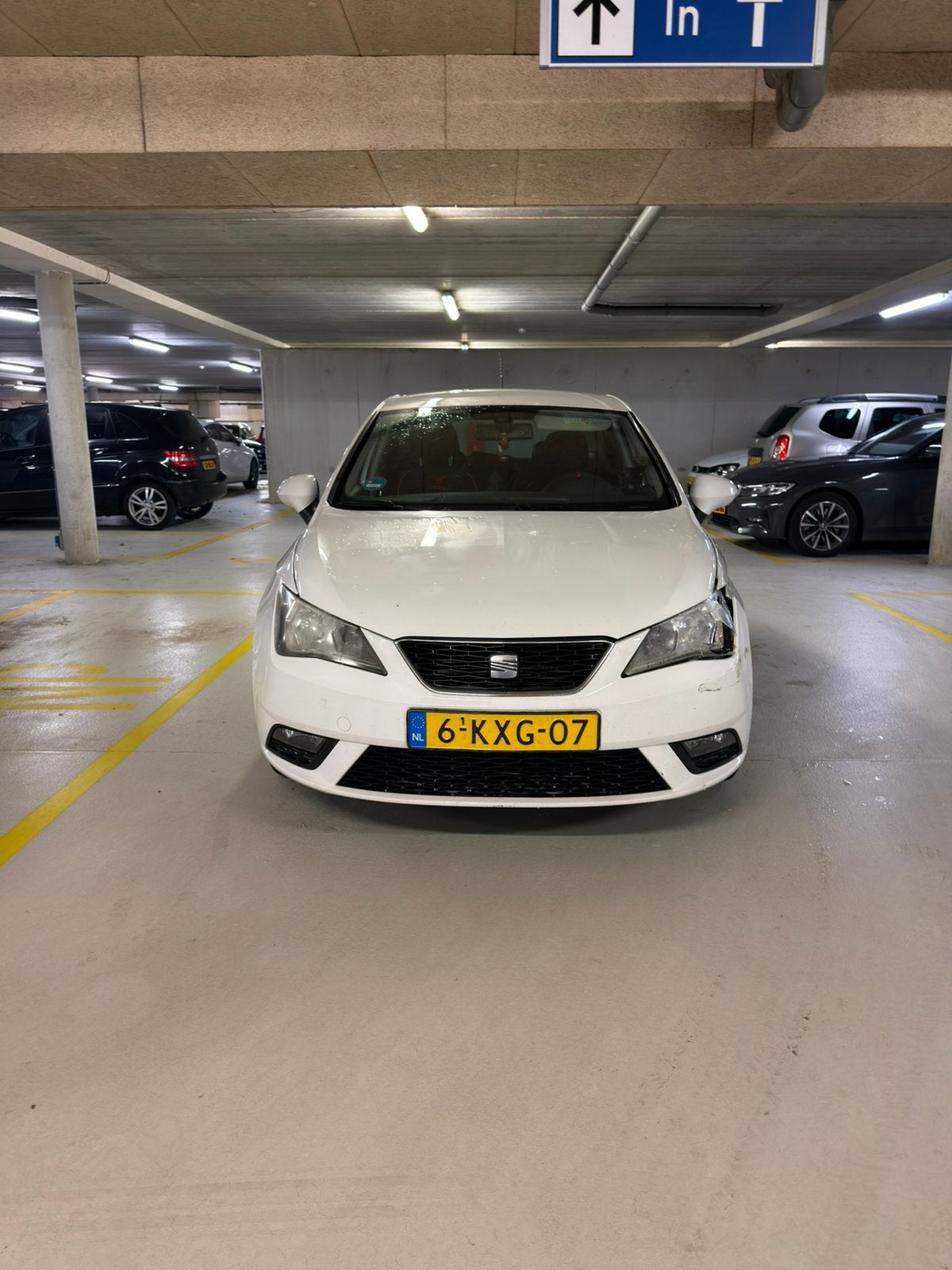 Seat Ibiza 1.2 85PK 5DRS 2014 Wit, Auto's, Voorwielaandrijving, 40 €/maand, 990 kg, Origineel Nederlands