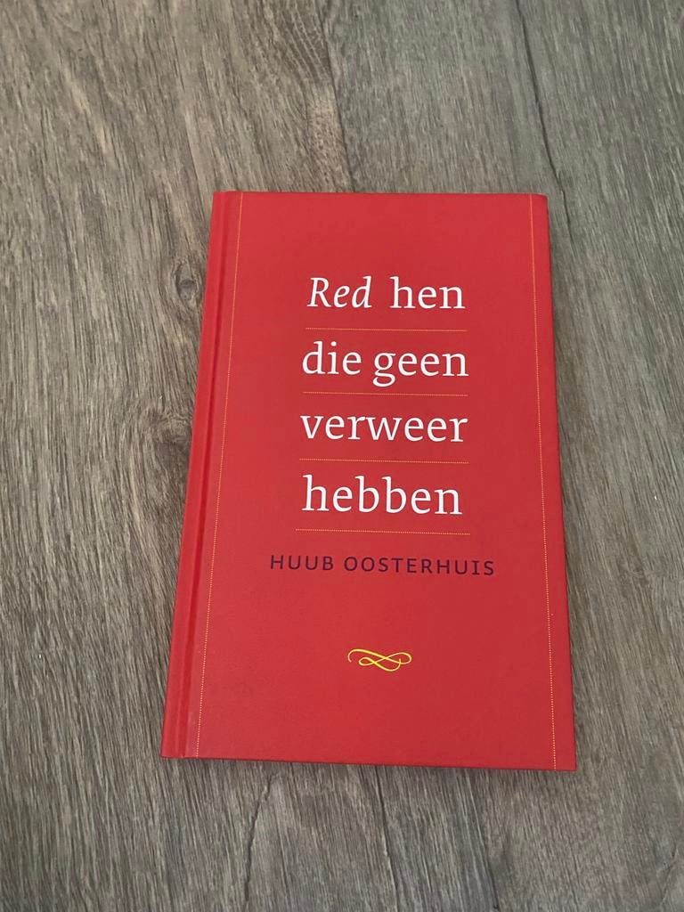 Red hen die geen verweer hebben - Huub Oosterhuis, Ophalen of Verzenden, Zo goed als nieuw, Christendom | Katholiek