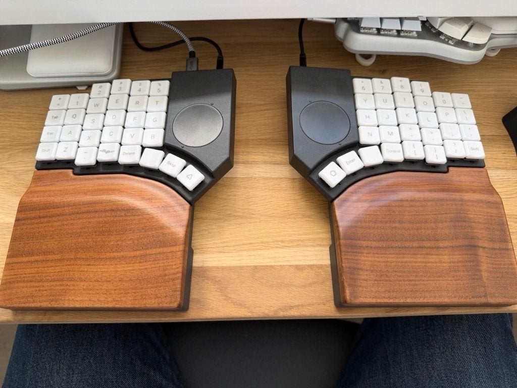 Moergo Go60 Black (plum blossom) + Palm Rest, Ophalen, Zo goed als nieuw