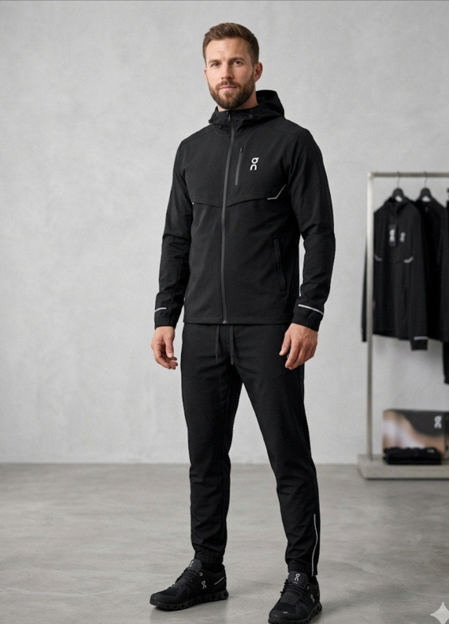 On Cloud Nike Parajumpers Under Armour Acics trainingspakken, Kleding | Heren, Sportkleding, Ophalen of Verzenden, Nieuw, Overige maten