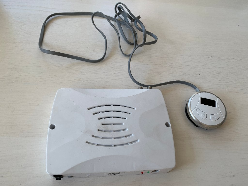 Travelvision control unit + bedieningspaneel, Ophalen, Zo goed als nieuw, (Schotel)antenne-accessoires, Overige merken