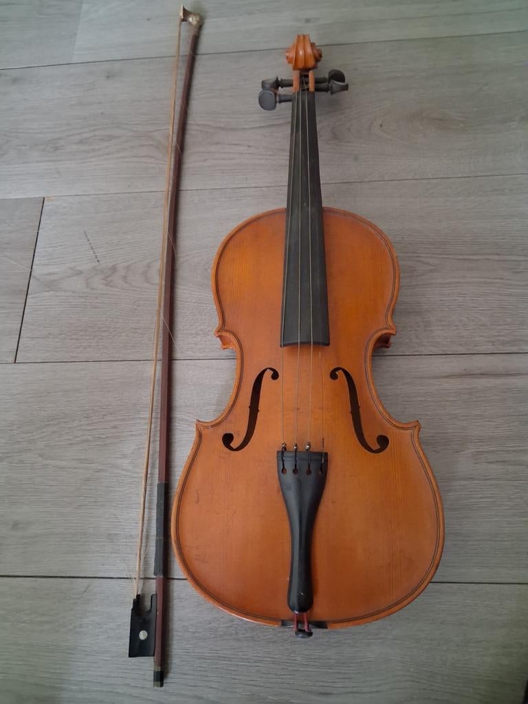 Historische Viool van Hongaarse makelij, Ophalen of Verzenden, Gebruikt, 4/4-viool
