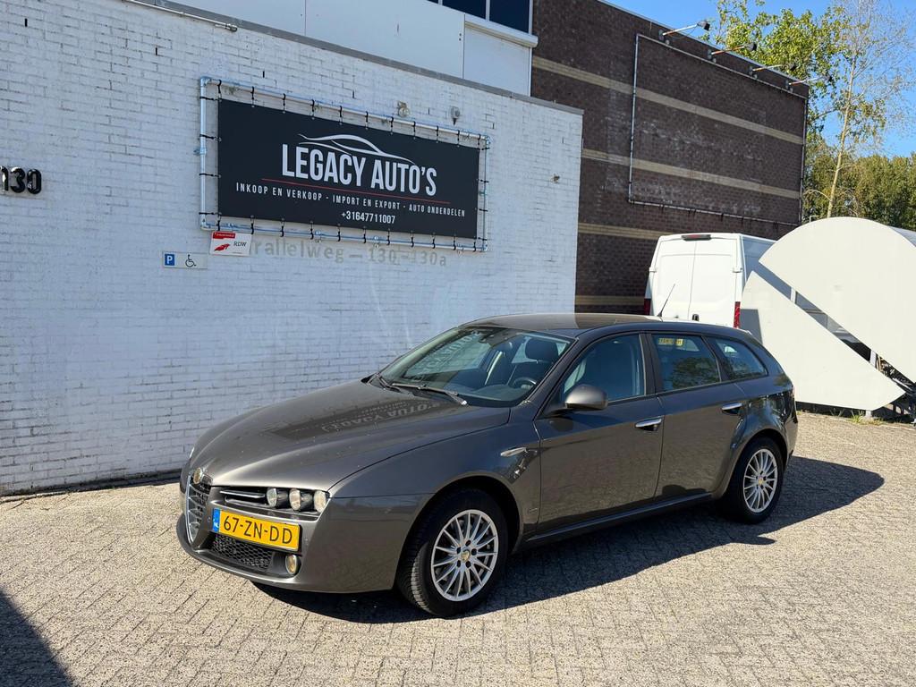 Alfa Romeo 159 Sportwagon 1.8 MPI Distinctive - VOL OPTIE -, Auto's, Alfa Romeo, Gebruikt, Zwart, 4 cilinders, Traction-control