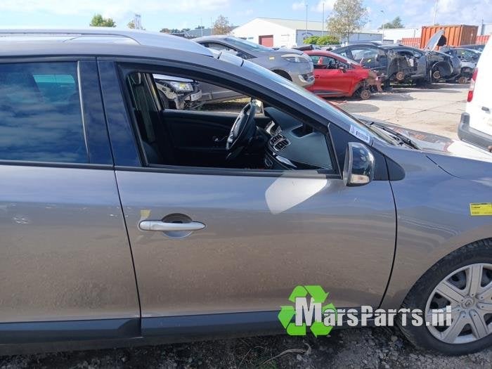 Portier 4Deurs rechts-voor van een Renault Megane, Auto-onderdelen, Gebruikt, -, -, Ophalen of Verzenden