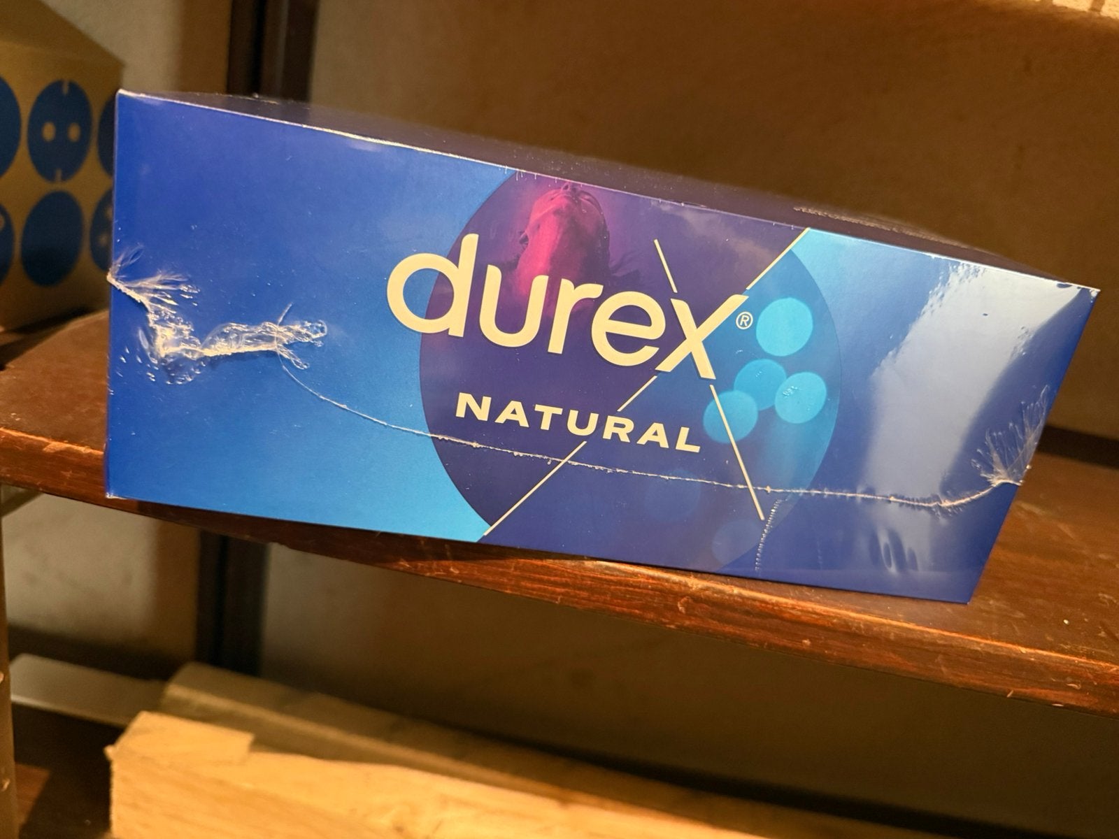 Grote partij Durex condooms, Ophalen, Nieuw
