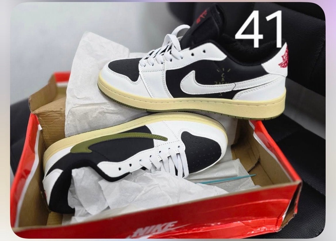 Nieuwe Nike sneakers maat 41, Ophalen of Verzenden, Nieuw, Zwart, Sneakers of Gympen